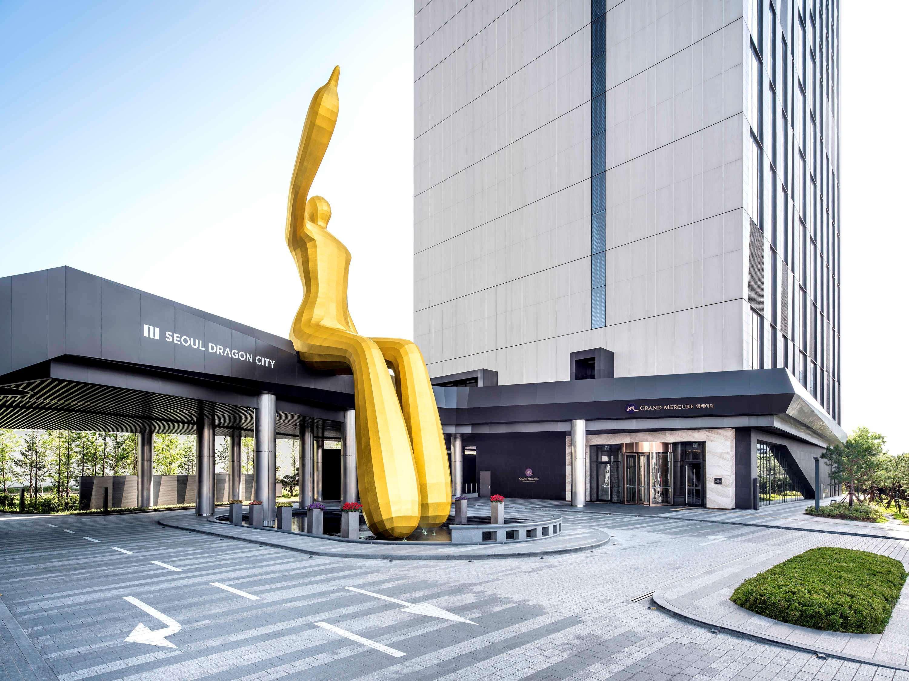 Grand Mercure Ambassador Hotel And Residences Seoul Yongsan Exterior photo